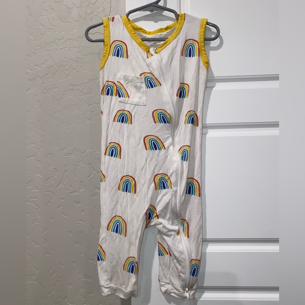Kyte Baby Sleeveless Rainbow Romper with zipper